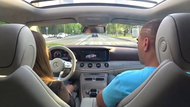 Чем LADA Vesta круче Е53 от Mercedes AMG смотреть онлайн