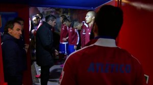 Игроки в туннеле перед матчем с Атлетико