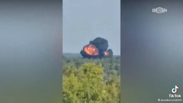 КРУШЕНИЕ Самолёта ИЛ 122В ВКУБИН. ПРИНОСИМ СОБОЛЕЗНОВАНИЯ БЛИЗКИМ ТЕМ КТО БЫЛ НА БОРТУ??? смотреть онлайн