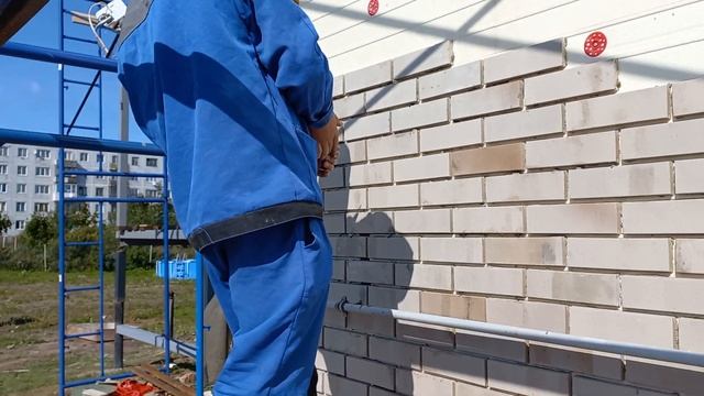 кладка клинкер на фасад. кладкай кленкер дар фасад.
