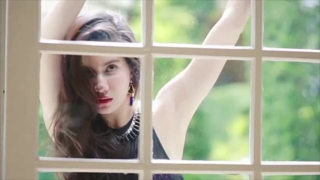 Misty Mynx - Winter 2014 - Live the party #feelingmynx with Praya Lundberg смотреть онлайн