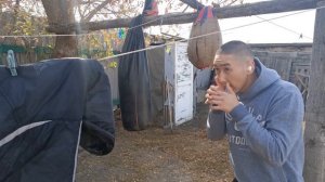 Как делать УКЛОНЫ и НЫРКИ в БОКСЕ дома