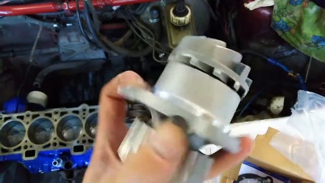 18.Новая помпа и блок ДВС на своем месте.mp4 смотреть онлайн