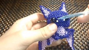 Я сделала летучую мышку из бисера!Как ее делать лучше?Амигуруми.