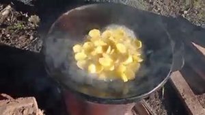 Жареные ребрышки с овощами на садже