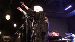 ЮЛИЯ РУТБЕРГ - ПЕСНЯ МАДАМ ОТТ - "ВСЯ ЭТА СУЕТА" - Арт - кафе т-ра Вахтангова