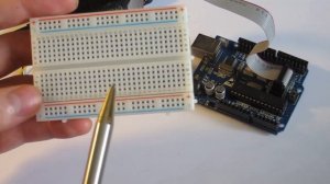 Видеокурс программирования микроконтроллеров в Atmel Studio 7 - 2 светодиода