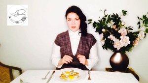 Урок столового этикета: яичница-глазунья