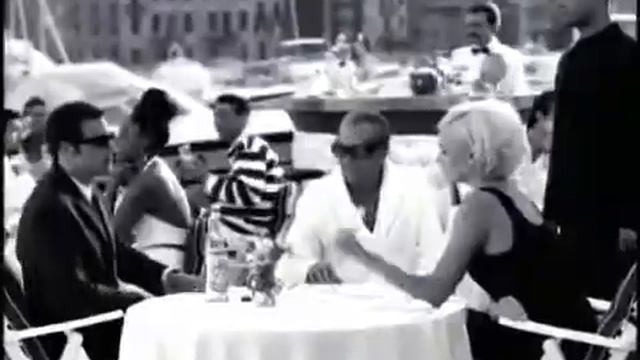 Spot Martini & Rossi - Martini Bianco смотреть онлайн