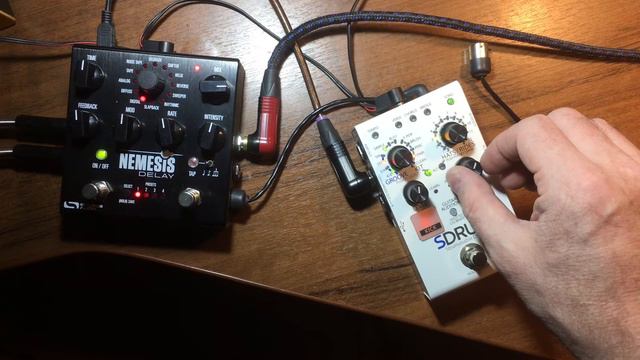 MIDI CLOCK Synchronization With BigFootswitch Cable смотреть онлайн