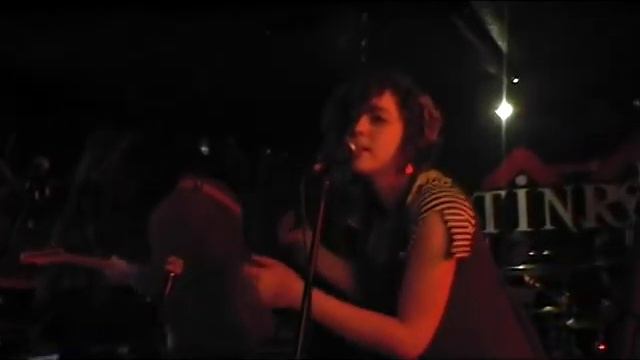 The Shaniqua Brown "Foolish Heart" смотреть онлайн