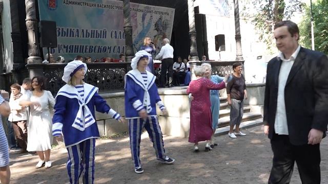 Улетай туча В.Резников поёт Людмила Андрюшина