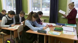 Вымирающая деревня в Смоленской области превратилась в детскую