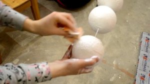 Бесплатный МК большие бусы для шляпной коробки с ростовыми пионами