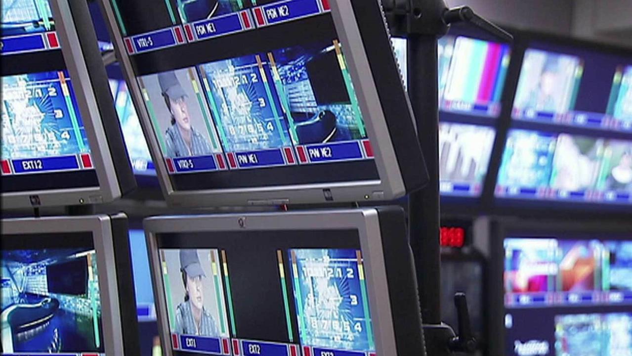 В нескольких регионах России через два дня будет отключено аналоговое телевещание