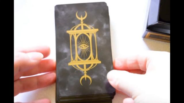 Witches of Legend: An Oracle Deck Unboxing смотреть онлайн