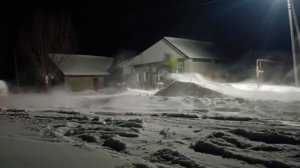 Прыжок на сноуборде с трамплина