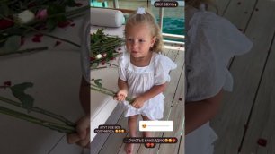 Нюша показала, как ее 3-летняя дочь поздравила ее с днем рождения