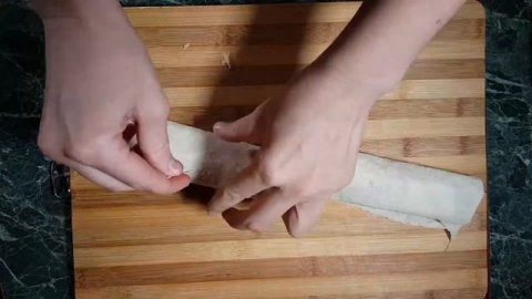 Роллы из лаваша на завтрак! Быстрая и вкусная закуска из лаваша.