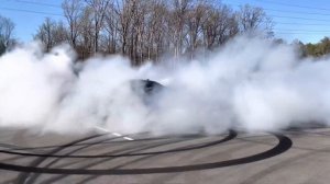 Dodge Challenger hellcat. Додж Челленджер. Бернаут