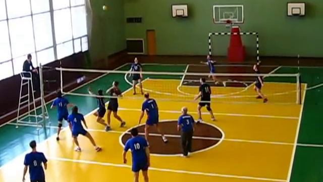 Волейбол. Сейв в игре Империя - Летчики. смотреть онлайн