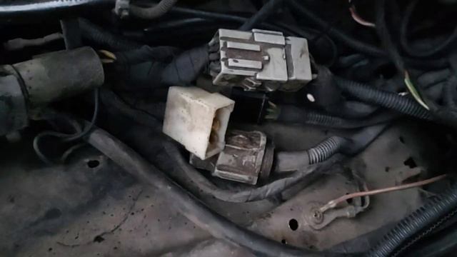 Ford Bronco II 2.9 1987. Unknown connectors смотреть онлайн