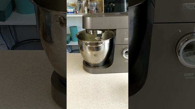 ГОТОВИМ ЭКЛЕРЫ (рецепт в описании)