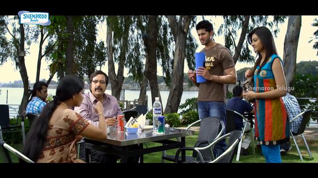 Nikitha Narayan Fooled by Arvind Krishna's Friends | Its My Love Story Movie Scenes |Vennela Kishor