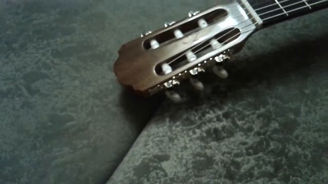 Обзор моей гитары + чехол и подставка для ноги смотреть онлайн