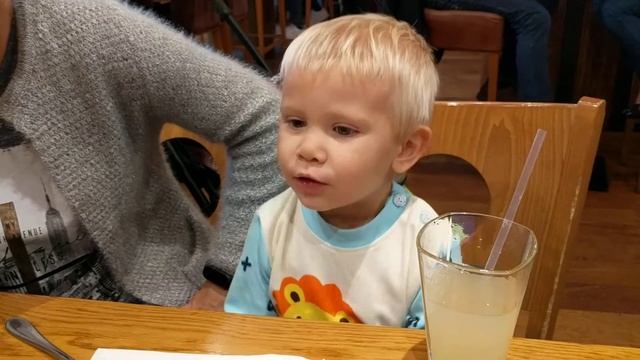 Кирюха дрожит губами и ржёт смотреть онлайн