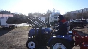 Фронтальный погрузчик на тракторе Русич Т-224