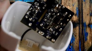 РЕПИТЕР UPVEL  не включается