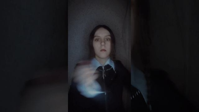 Уэнсдей Аддамс🖤 — смотреть онлайн видео, бесплатно!