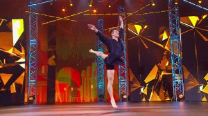Танцы: Валентин Черников (Владислав Курасов - Я болен тобой) (сезон 3, серия 7)