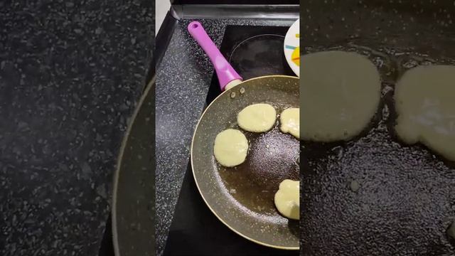 оладушки на кислом молоке????