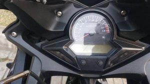 Honda CBR 150R K45 - 2015