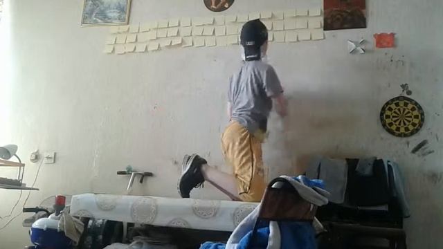 Обклеил стену - СТИКЕРАМИ| часть -1, пилотный выпуск! смотреть онлайн