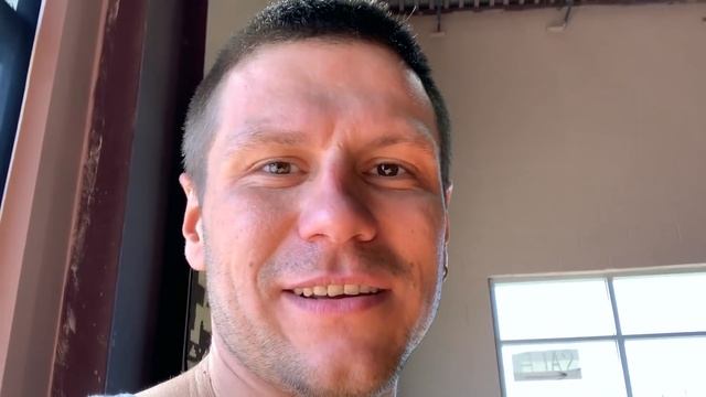 Работа на распродаже / Сколько мы заработали за выходные? смотреть онлайн