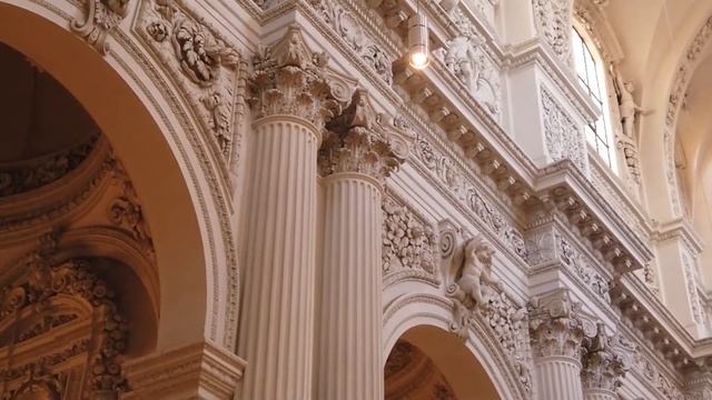 История о камне, который стал мировым шедевром [истории из жизни | Андрей Федоров]