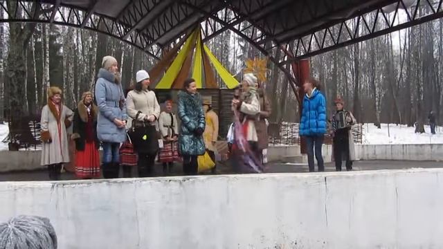 Каляды в Печерском лесопарке Могилев 07 01 2014 смотреть онлайн