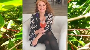 Natural Older Women Over 60 Plus Size ? Elegantly Dressed Classy And Mini Skirt 94