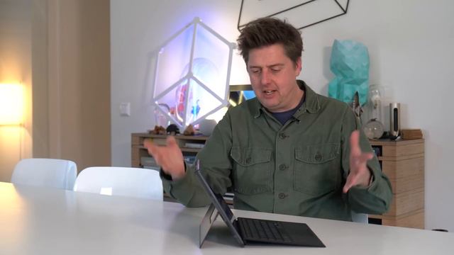 Apple moet op z'n tellen gaan passen смотреть онлайн