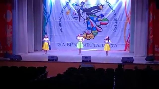 Снег снежок Вокальный ансамбль "Вишневый цвет"
