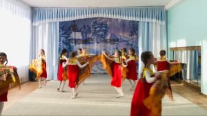 МБДОУ 11 - «Хоровод с платками»