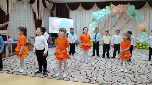 Песня про бабушку, средняя группа "Ромашка"