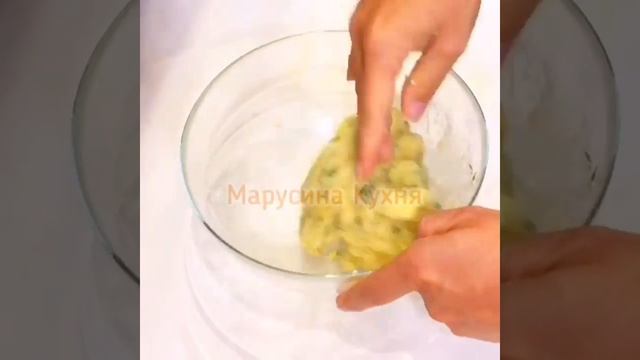 Куриный суп с сырными шариками. Любят дети и взрослые.