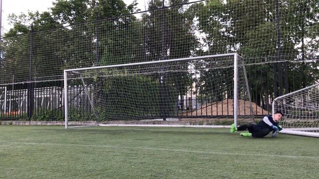 Отбивание мяча на средней высоте смотреть онлайн