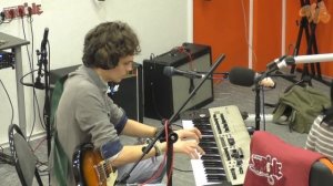 Василий Уриевский ПЕТЯ УСТАЛ Свое радио Живые