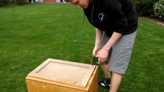 We Build Our Worm Box - Vermicompost: Sustainable Waste Management смотреть онлайн