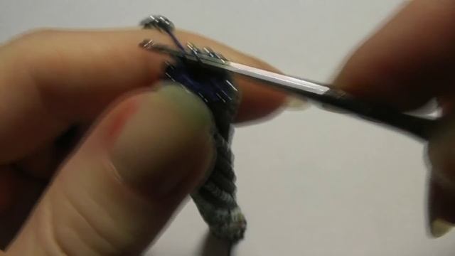 Видеоурок: Бисерный жгут смотреть онлайн